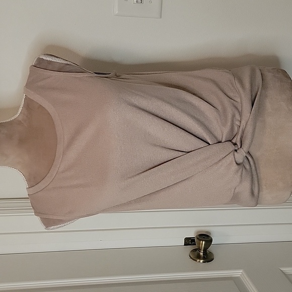 June & Hudson, Size M, Metallic Nude Color, Front Knot, Cropped Knit Top, EUC - Picture 1 of 4